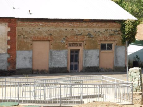 [Picture of Merck Bakery and Saloon]